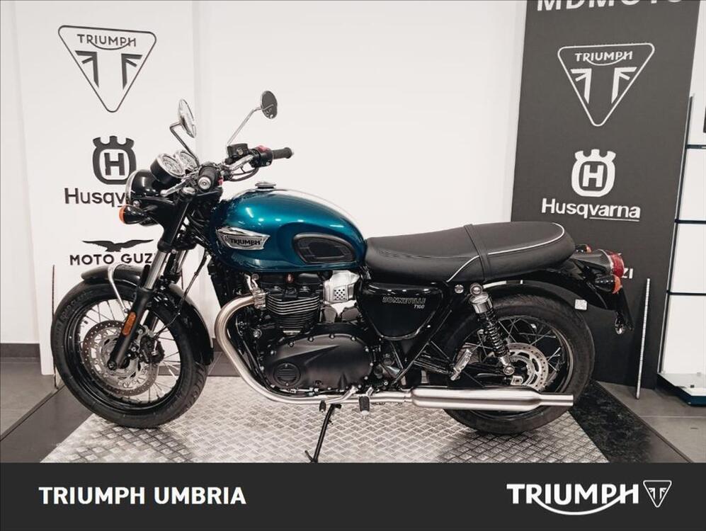 Triumph Bonneville T100 Chrome Edition (2023) (2)