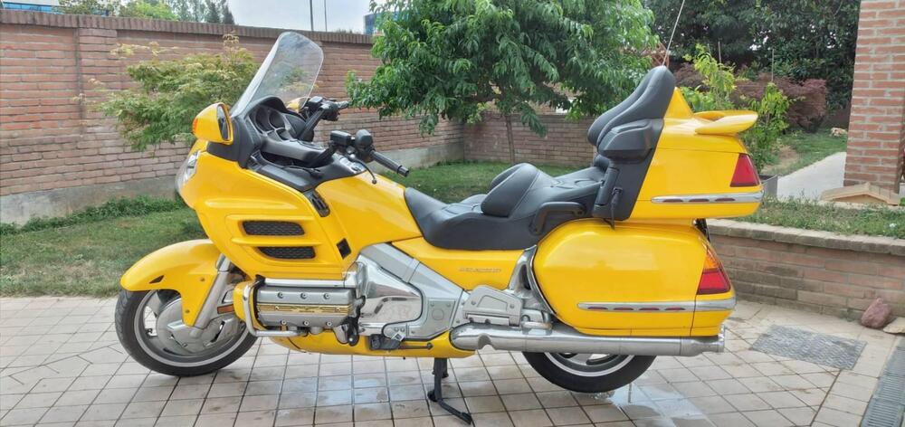 Honda GL 1800 Gold Wing (2000 - 05)