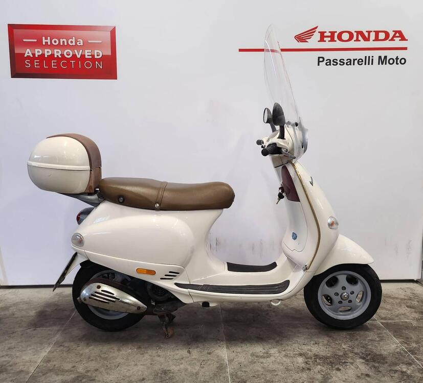 Vespa 125 ET4 (1996 - 01) (3)