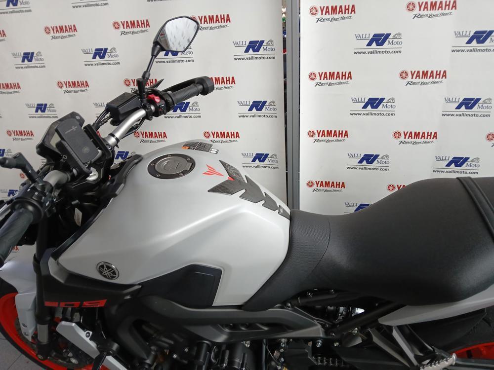 Yamaha MT-09 (2017 - 20) (5)