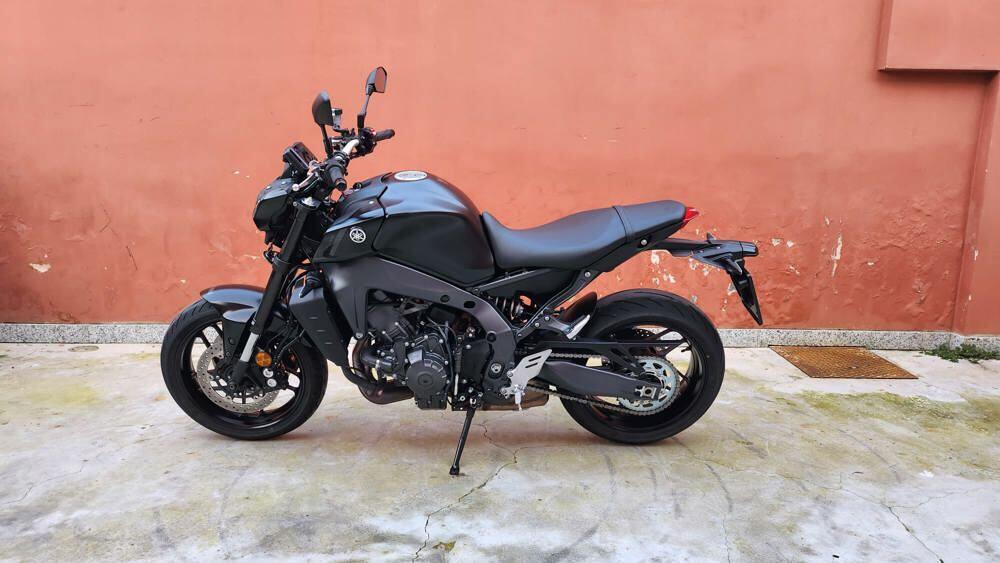 Yamaha MT-09 (2021 - 23) (2)