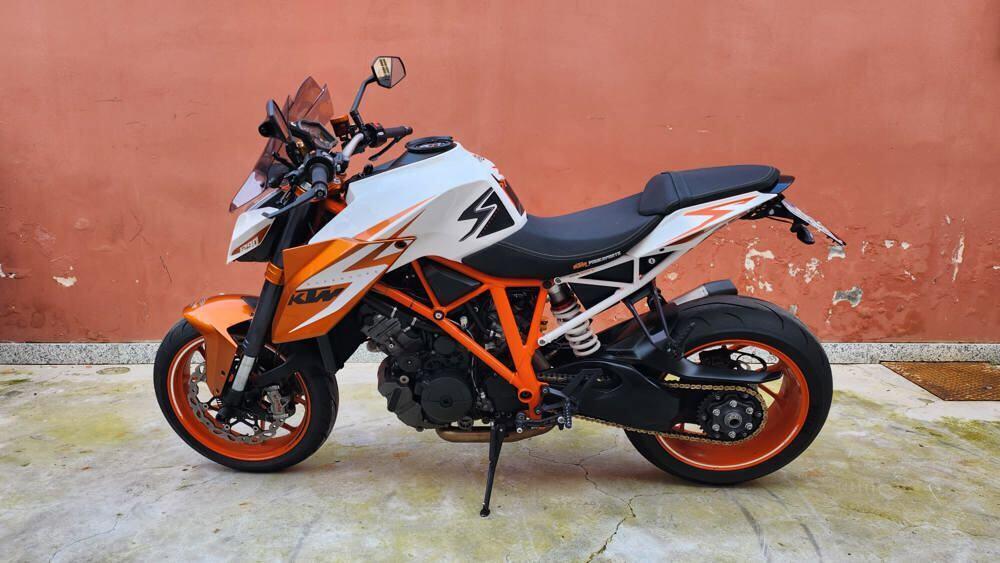 KTM 1290 Super Duke R SE ABS (2016) (2)