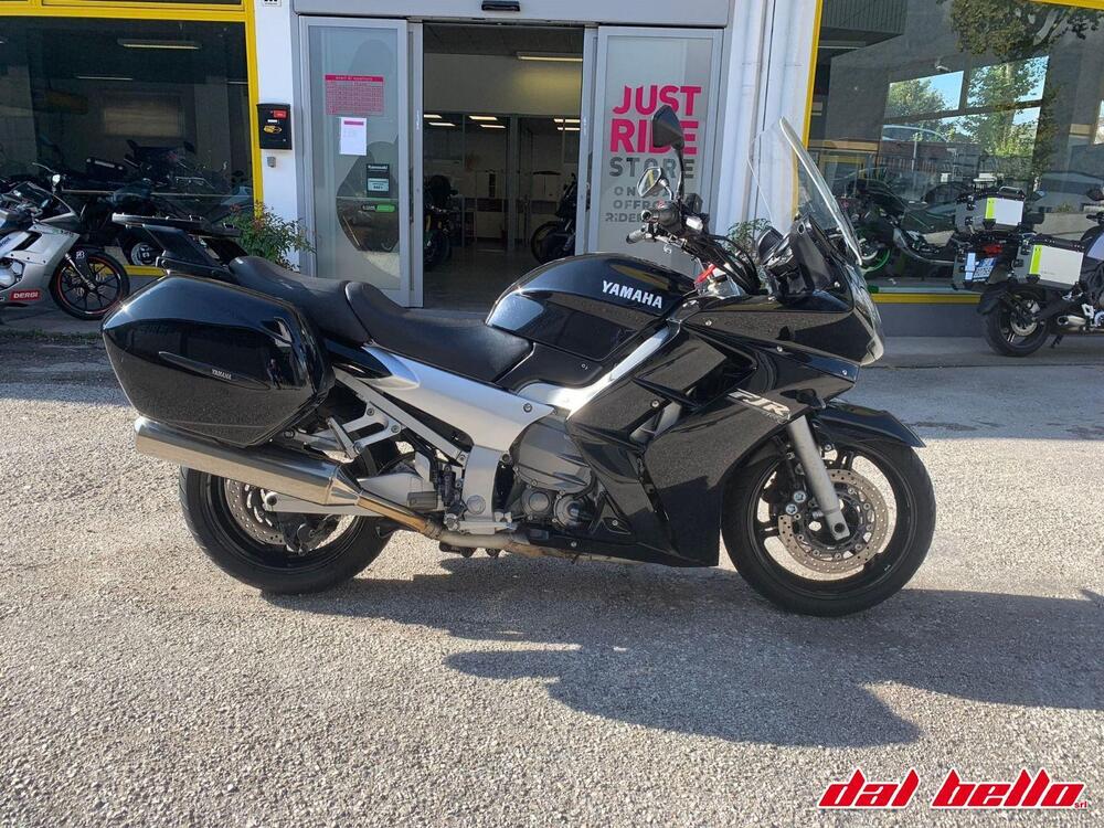 Yamaha FJR 1300 (2001 - 03) (3)