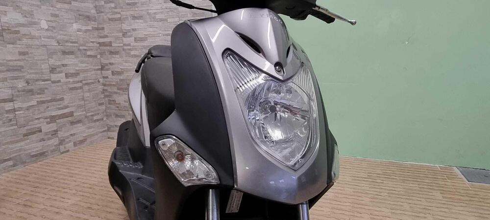 Kymco Agility 50 R12 (2007 - 17) (4)