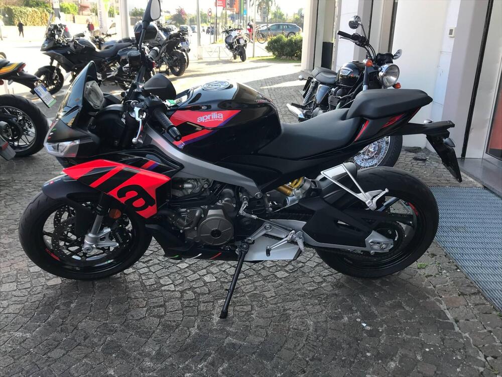 Aprilia Tuono 660 Factory (2022 - 24) (3)