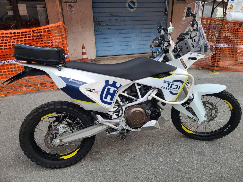 Husqvarna 701 Enduro (2017 - 19) (3)