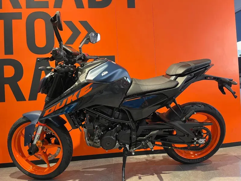 KTM 125 Duke (2024 - 25) (2)