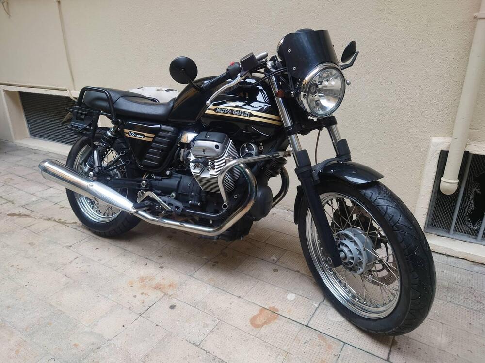 Moto Guzzi V7 Classic (2008 - 12) (5)