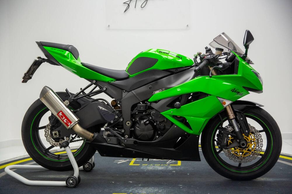 Kawasaki Ninja 600 ZX-6R (2009 - 16) (3)