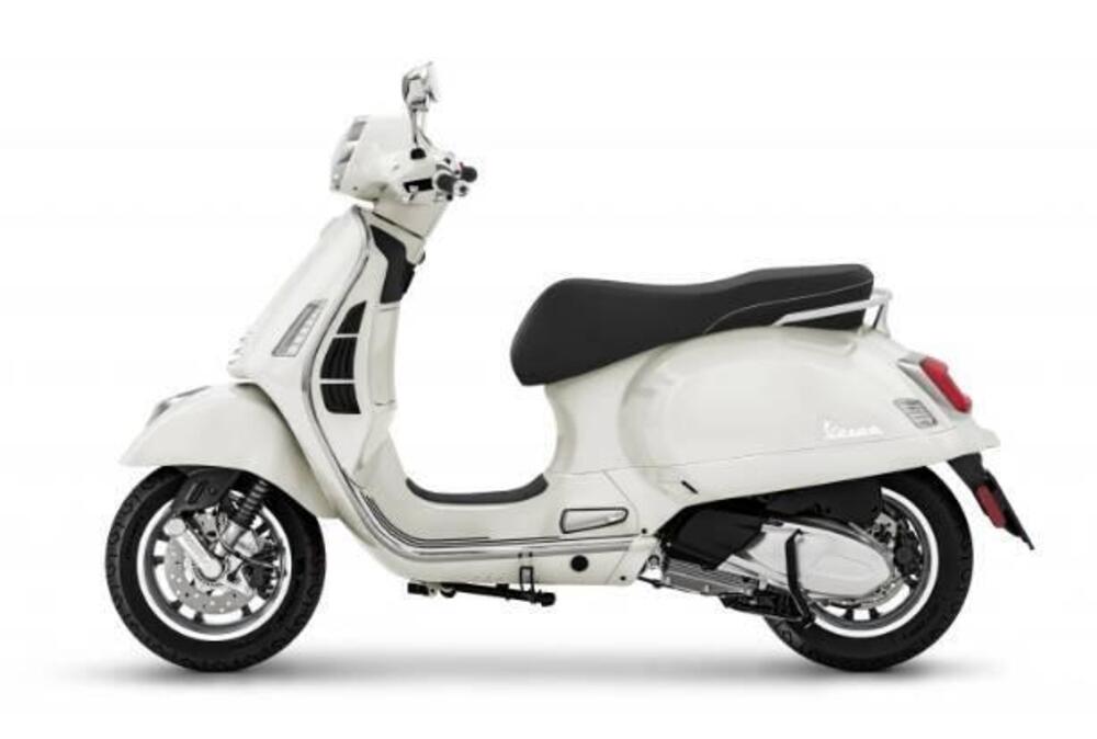 Vespa GTS 310 Super (2025) (2)