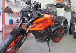 KTM 990 Duke (2024) usata