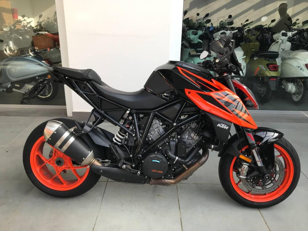 KTM 1290 Super Duke R (2019)