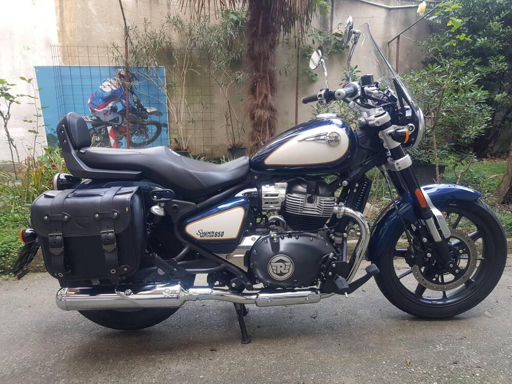 Royal Enfield Super Meteor 650 (2023 - 24) (3)