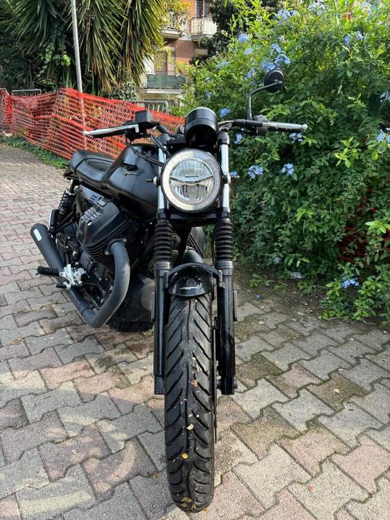 Moto Guzzi V7 III Stone Night Pack (2019 - 20) (3)