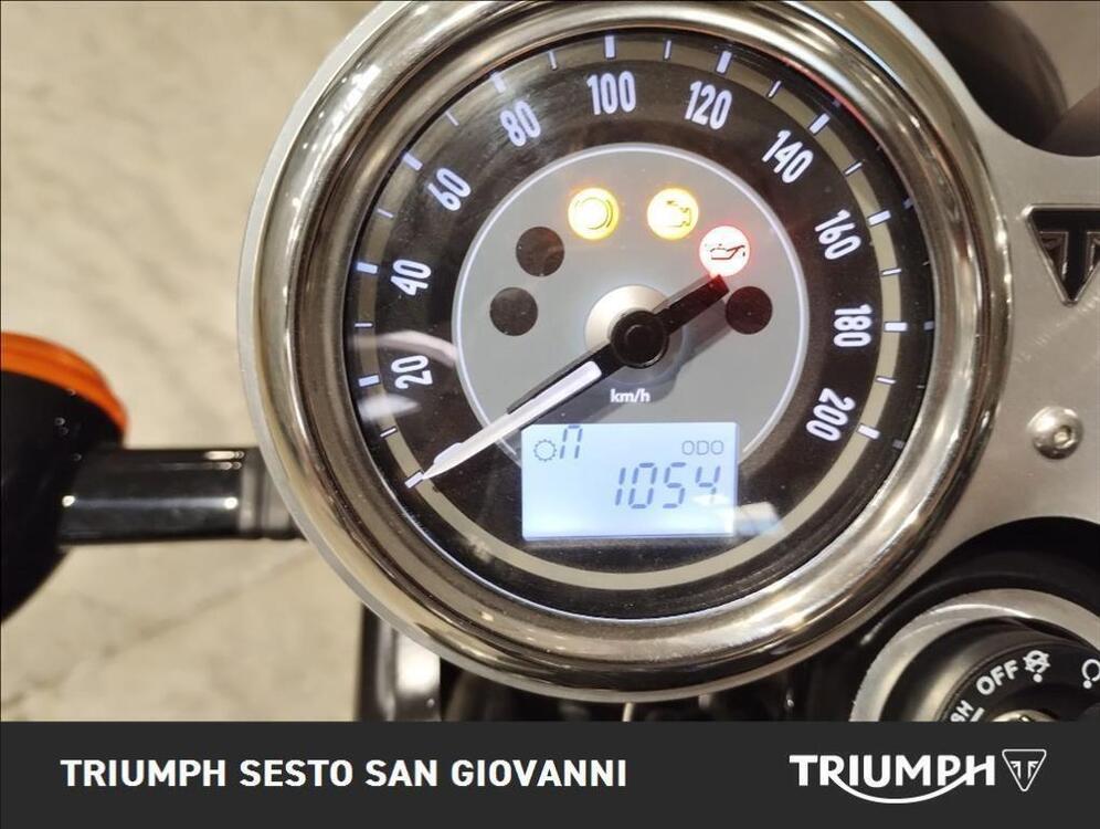 Triumph Bonneville T100 Chrome Edition (2023) (3)