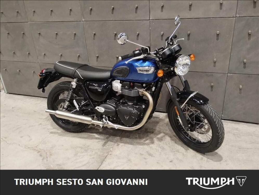 Triumph Bonneville T100 Chrome Edition (2023) (5)