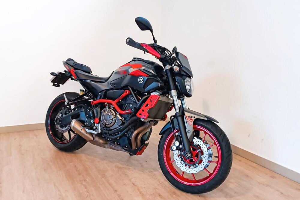 Yamaha MT-07 (2014 - 16) (2)