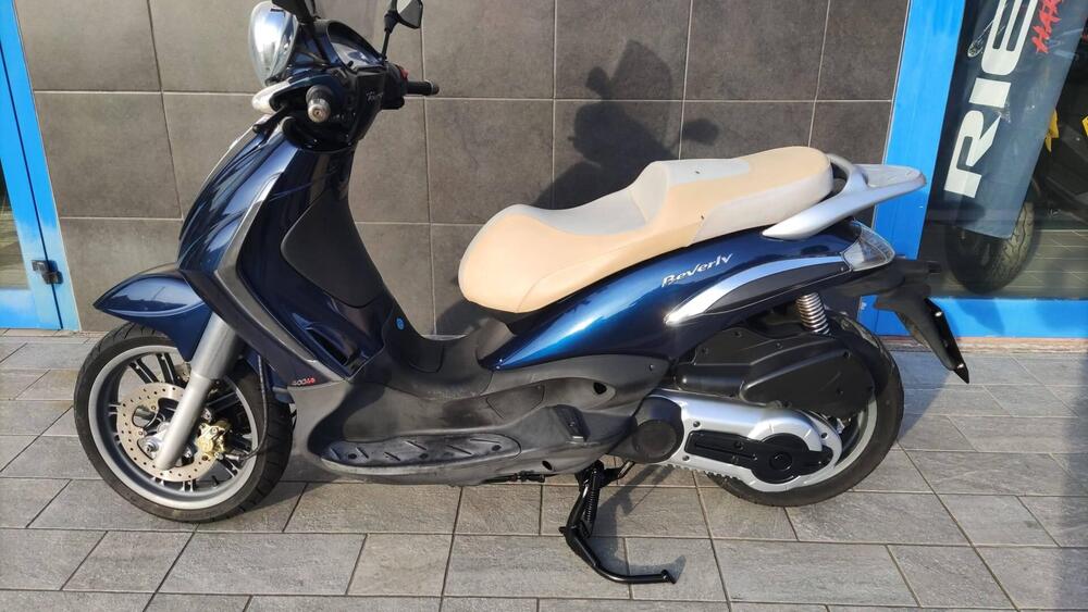 Piaggio Beverly 400 i.e. (4)