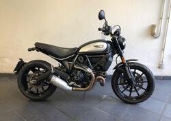 Ducati Scrambler 800 Icon Dark (2021 - 22) usata