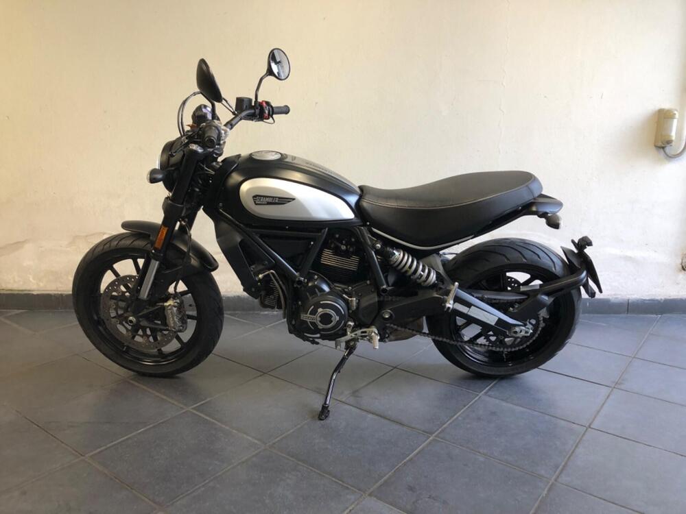 Ducati Scrambler 800 Icon Dark (2021 - 22) (4)