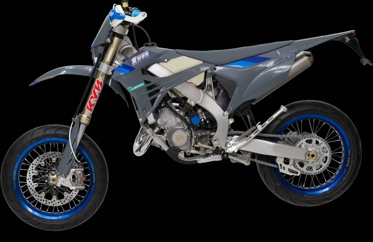 Tm Moto SMR 125 ES Fi 2T (2025) (4)