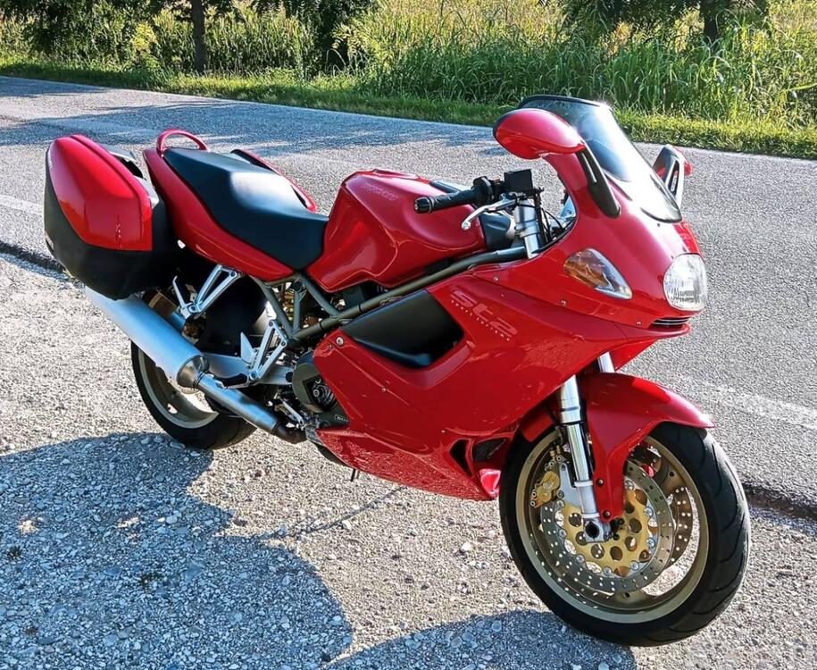 Ducati ST2 (1997 - 02)