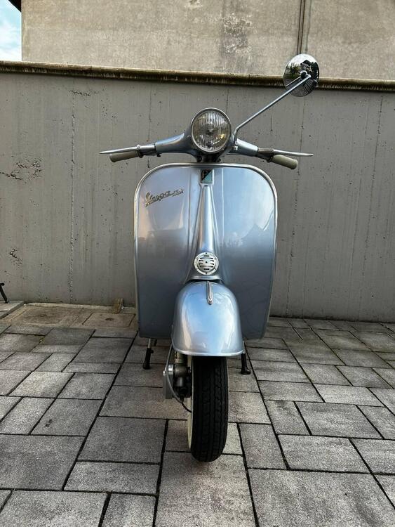 Piaggio VESPA 150 VBA1 (2)