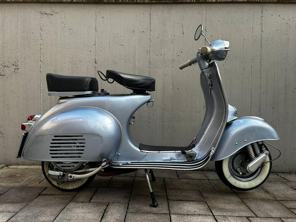 Piaggio VESPA 150 VBA1