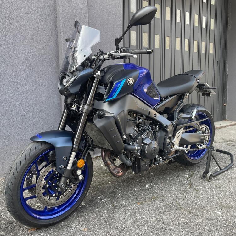 Yamaha MT-09 (2021 - 23) (4)