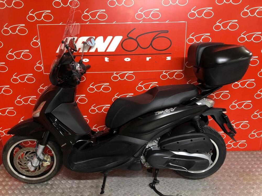 Piaggio Beverly 350 Police ABS-ASR (2018 - 20) (3)