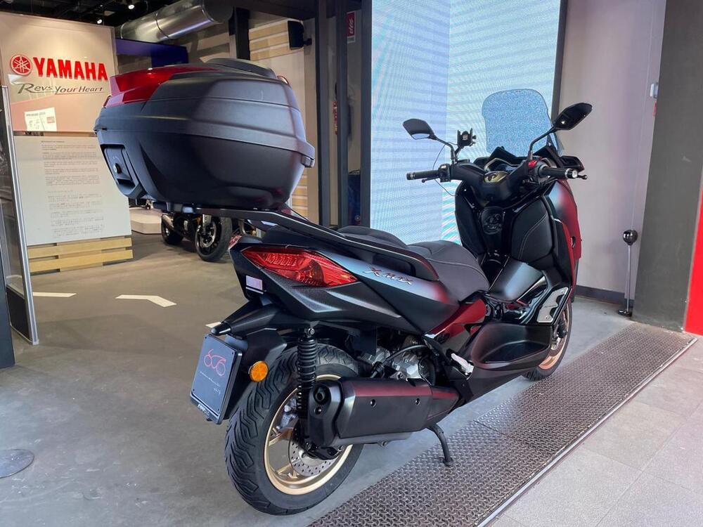 Yamaha X-Max 300 Tech Max (2021 - 24) (3)