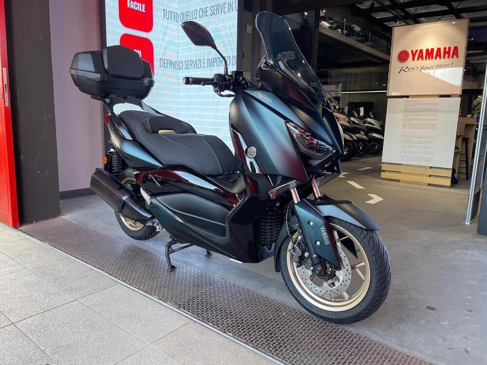 Yamaha X-Max 300 Tech Max (2021 - 24) (2)