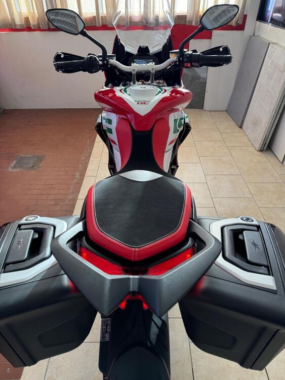 MV Agusta Turismo Veloce 800 RC SCS (2022 - 24) (4)