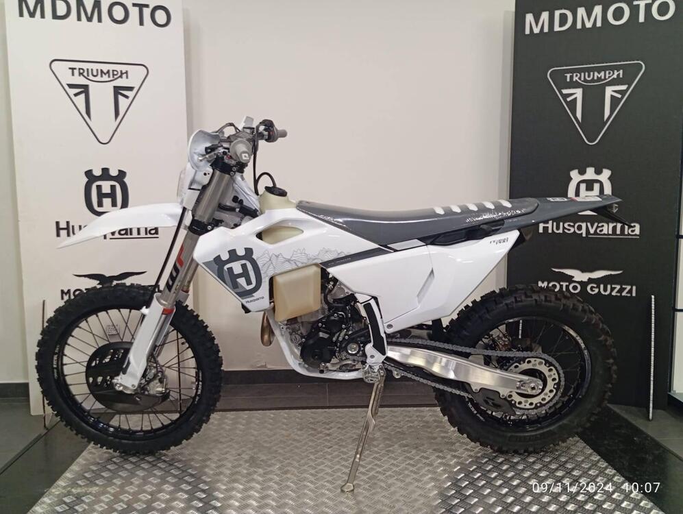 Husqvarna FE 350 Pro (2025) (4)