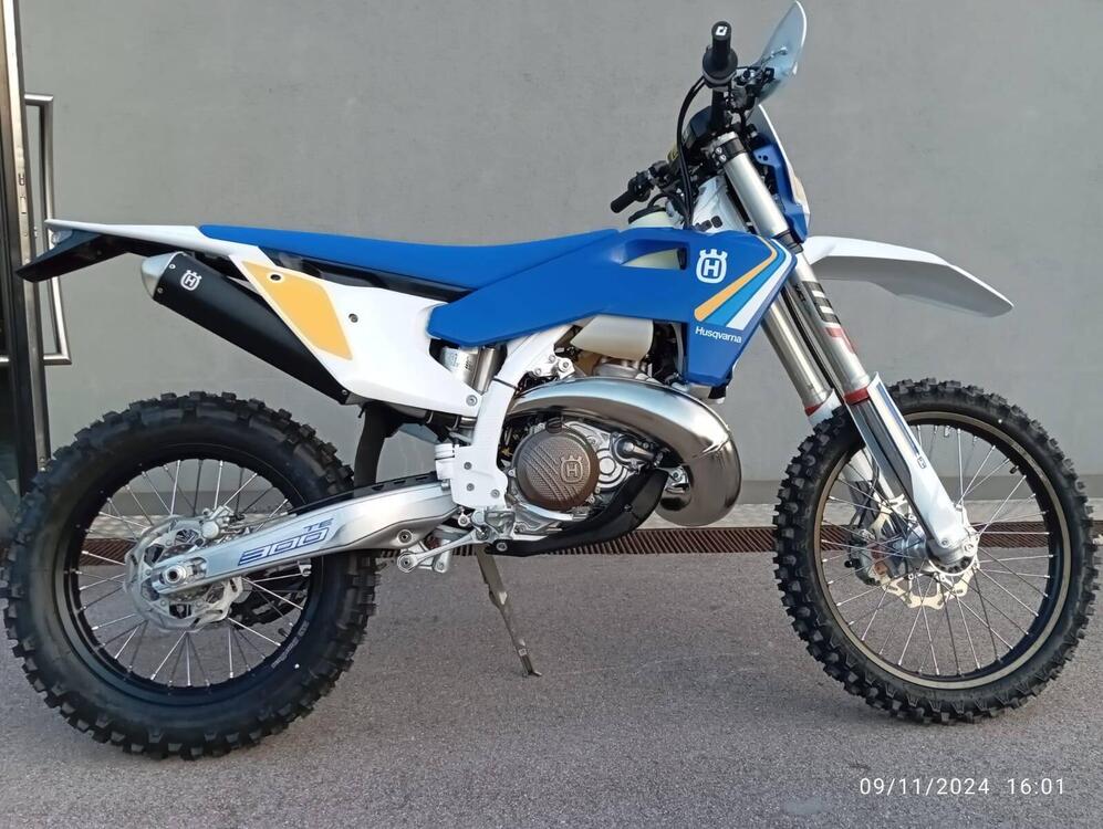 Husqvarna TE 300 Heritage (2025)