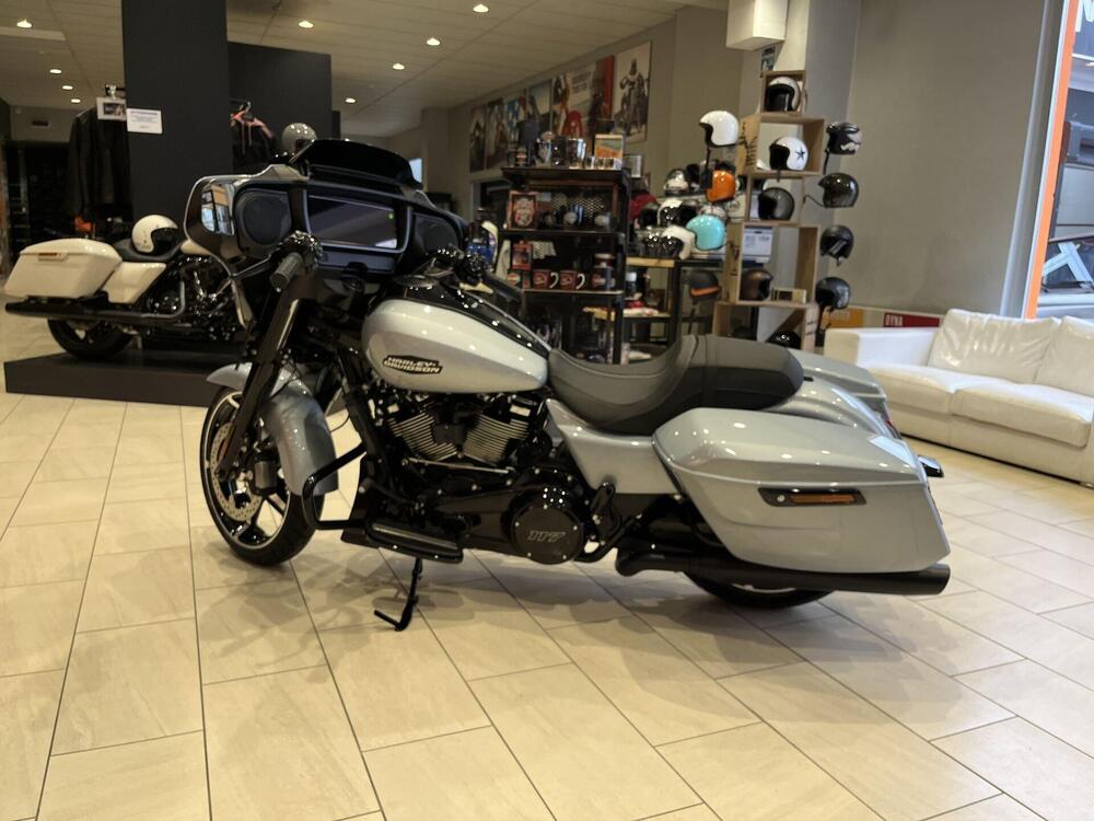 Harley-Davidson Street Glide (2024)