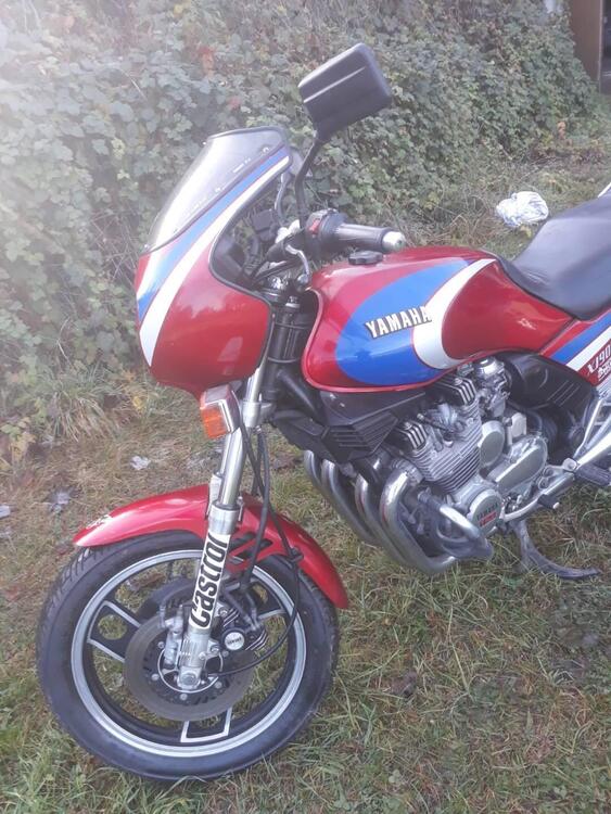 Yamaha XJ 900