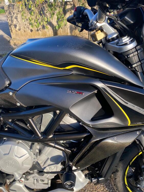 MV Agusta Rivale 800 EAS ABS (2013 -17) (5)