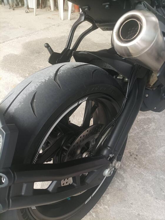 Benelli 752 S (2019 - 20) (3)