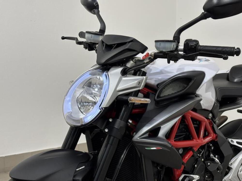 MV Agusta Brutale 800 (2020) (5)