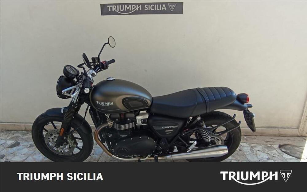 Triumph Street Twin 900 (2021 - 22)