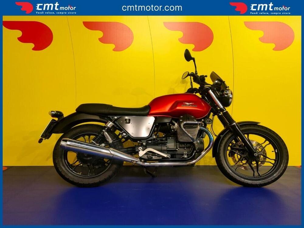 Moto Guzzi V7 II Stone (2015 - 17)