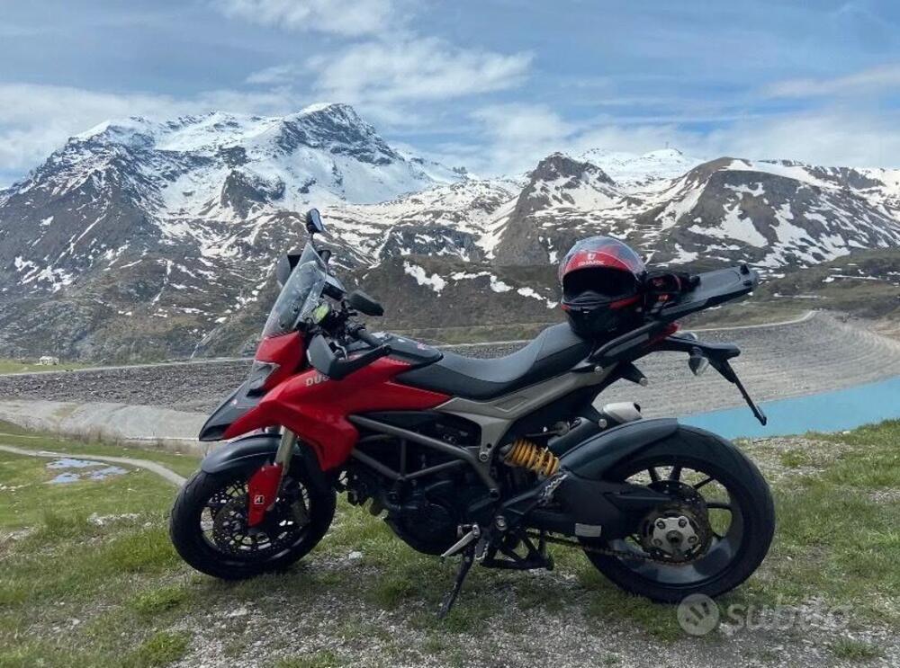 Ducati Hyperstrada 821 (2013 - 15) (2)