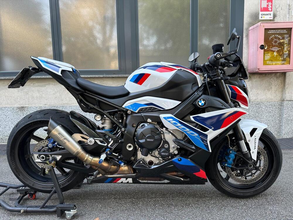 Bmw M 1000 R (2023 - 24)