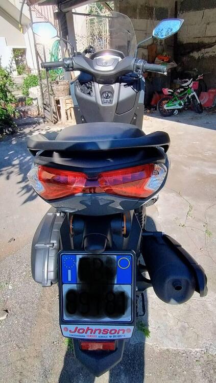 Yamaha N-Max 155 (2022 - 24) (5)