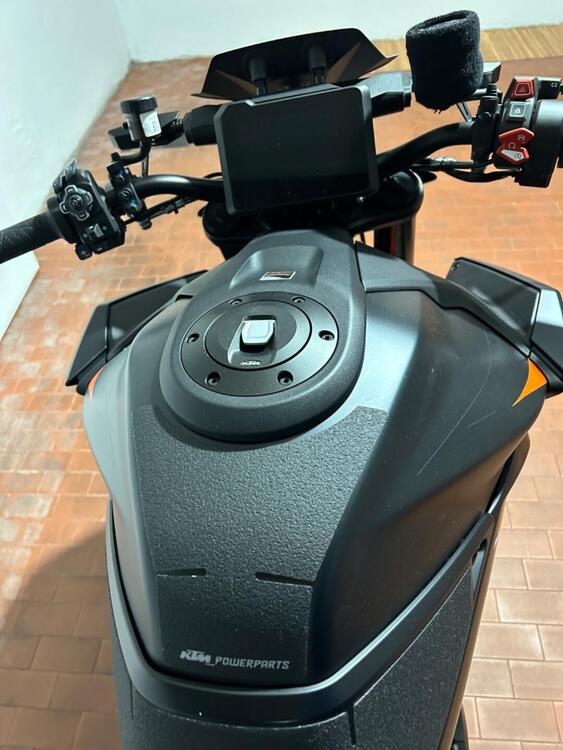 KTM 1390 Super Duke R EVO (2024) (4)