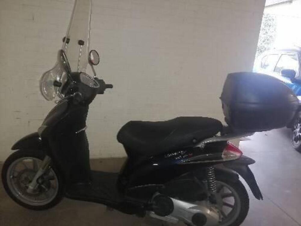 Piaggio Liberty 125 3V Full Optional (2013 - 15) (2)