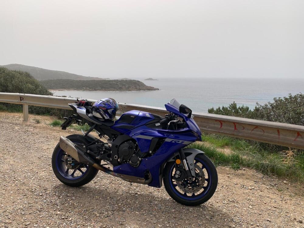 Yamaha YZF R1 (2020 - 24) (3)