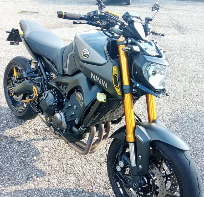 Yamaha MT-09 ABS (2016) (5)