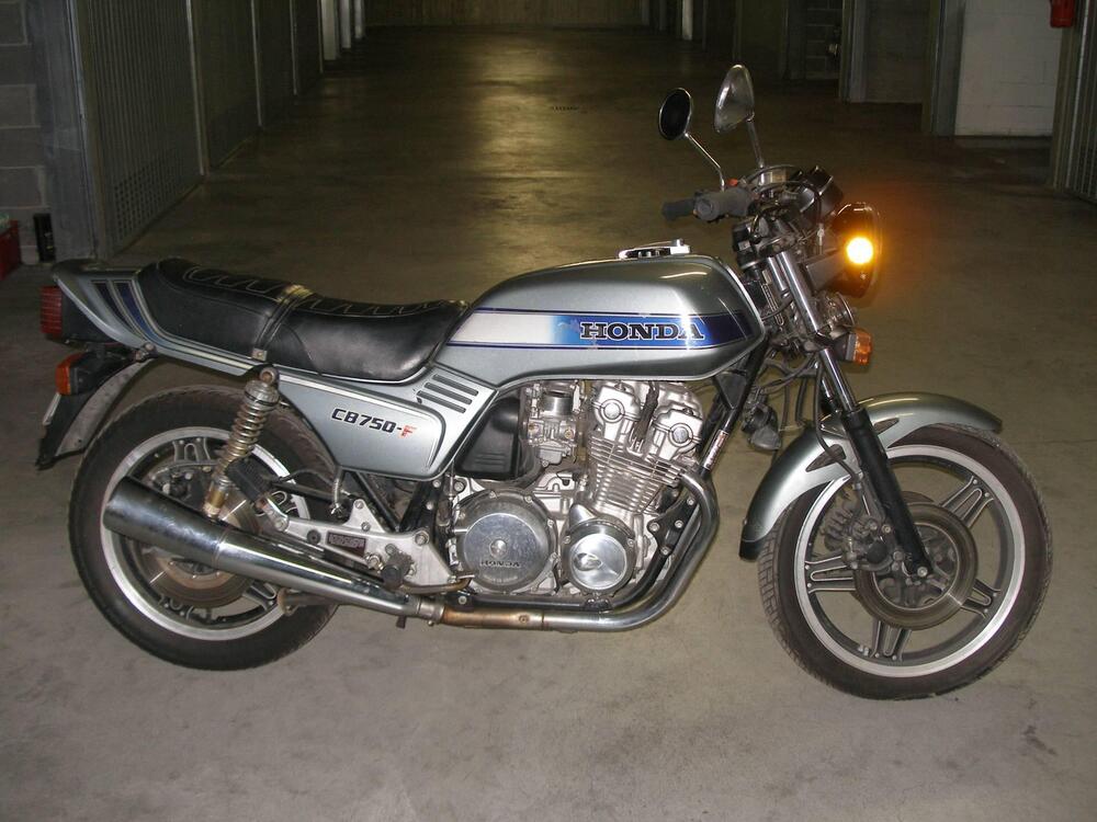 Honda CBF 750